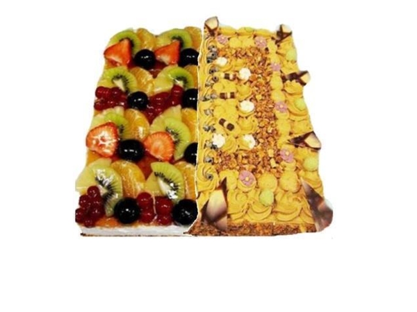 1/2 mokka/ 1/2 vruchtentaart vierkant